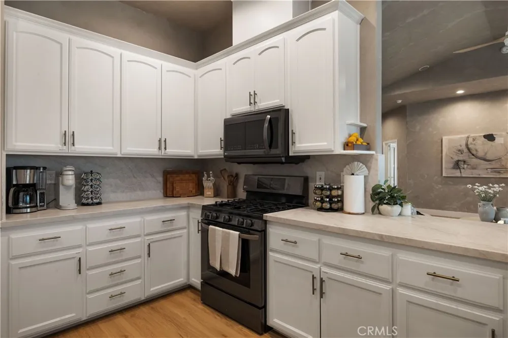 39140 Gray Squirrel Temecula, CA 92592