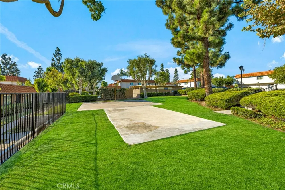 22746 Malaga Way Lake Forest, CA 92630