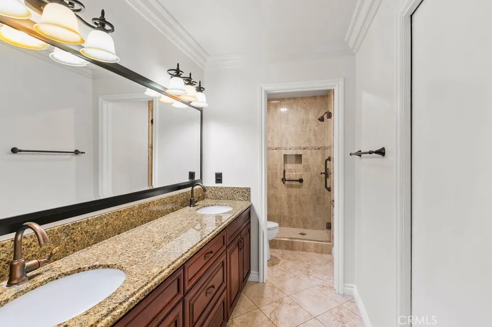 8565 Van Ness Circle #701A Huntington Beach, CA 92646