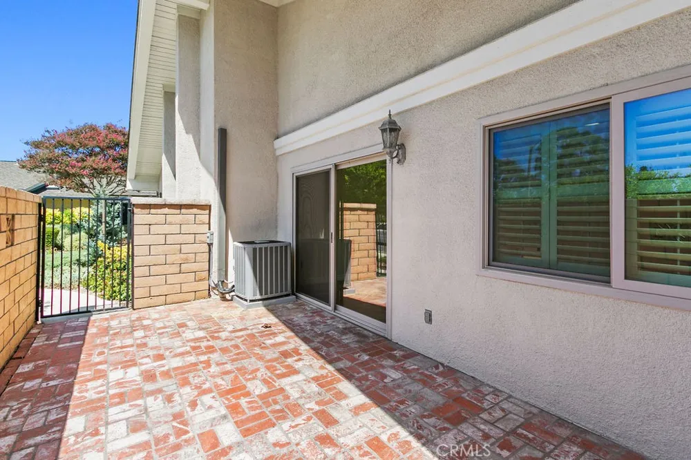 8565 Van Ness Circle #701A Huntington Beach, CA 92646
