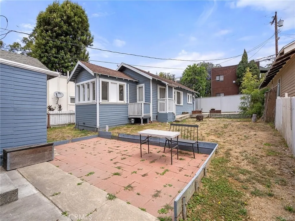759 Loma Vista Long Beach, CA 90813