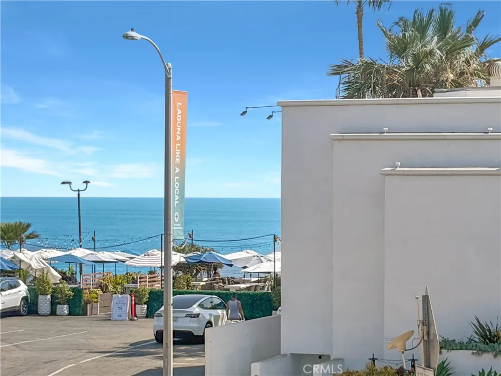 245 Aster #14 Laguna Beach, CA 92651