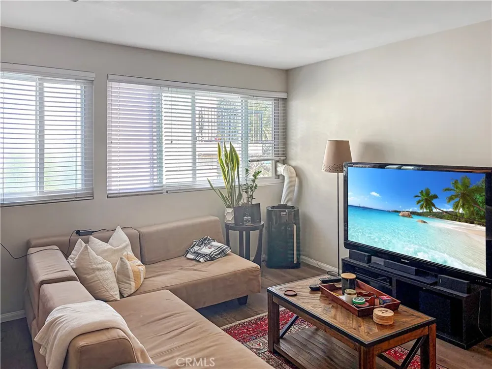 245 Aster #14 Laguna Beach, CA 92651