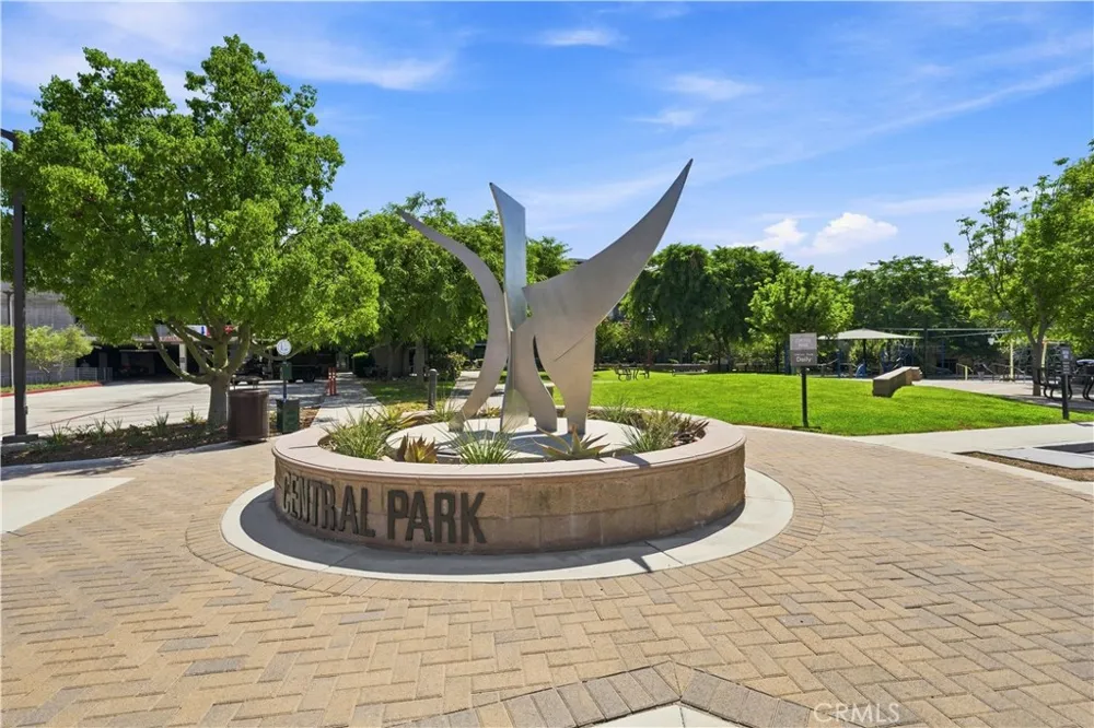 435 Village Brea, CA 92821