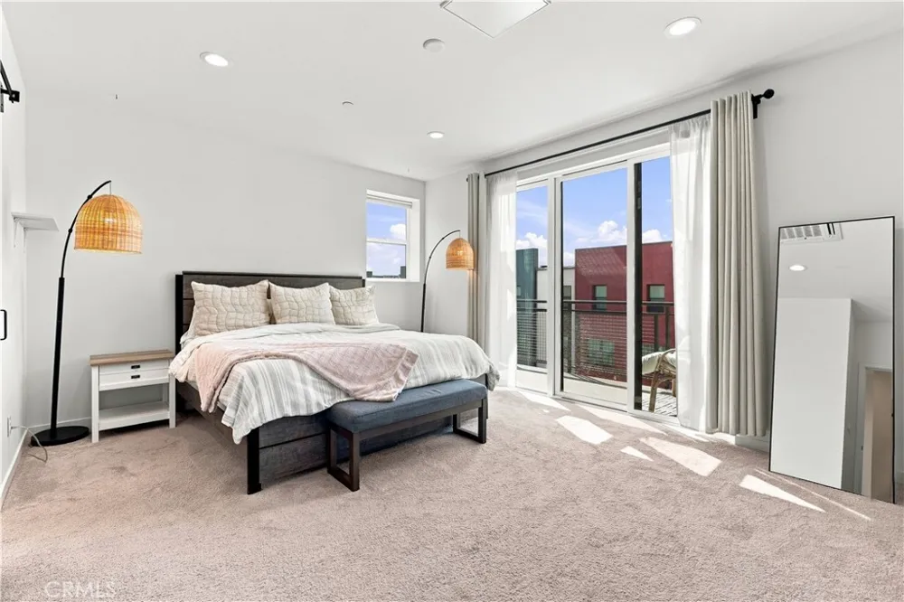 435 Village Brea, CA 92821