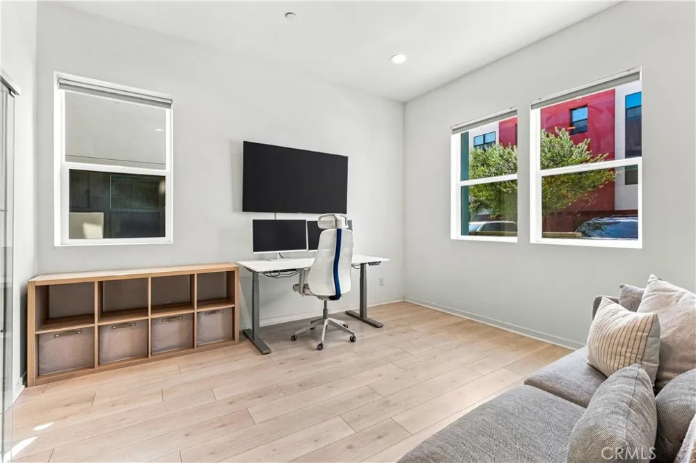 435 Village Brea, CA 92821