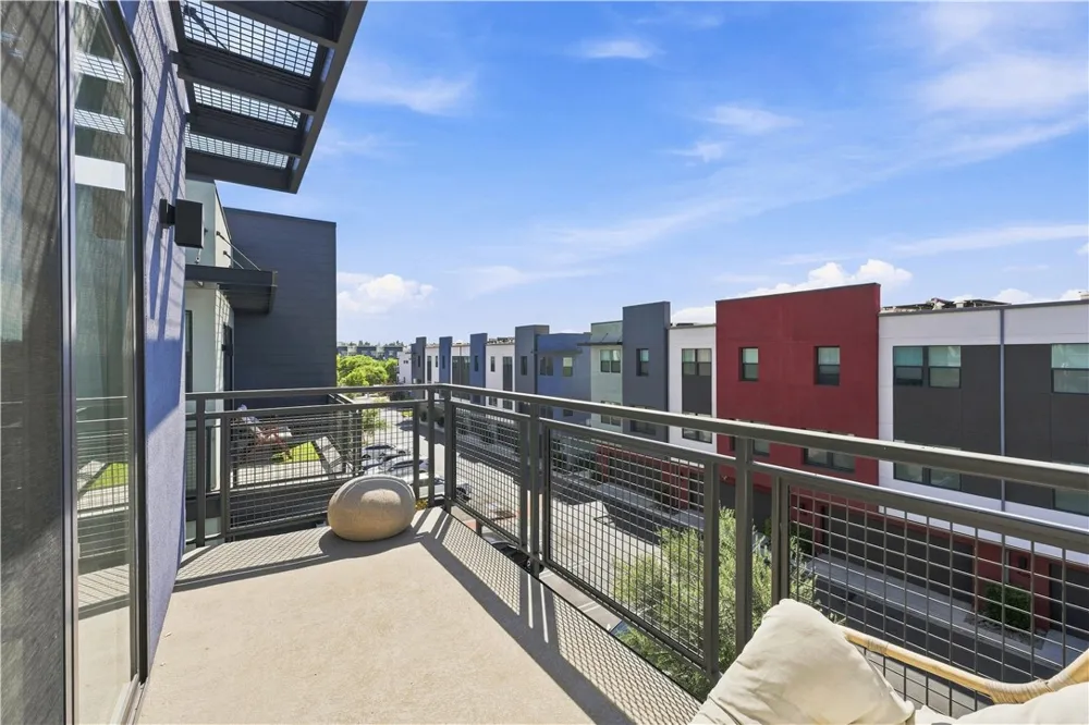 435 Village Brea, CA 92821