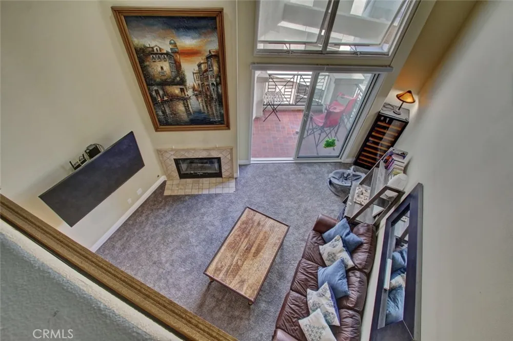 200 Pacific Coast Highway #329 Huntington Beach, CA 92648