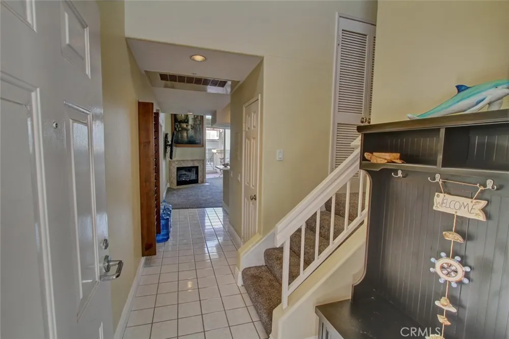 200 Pacific Coast Highway #329 Huntington Beach, CA 92648