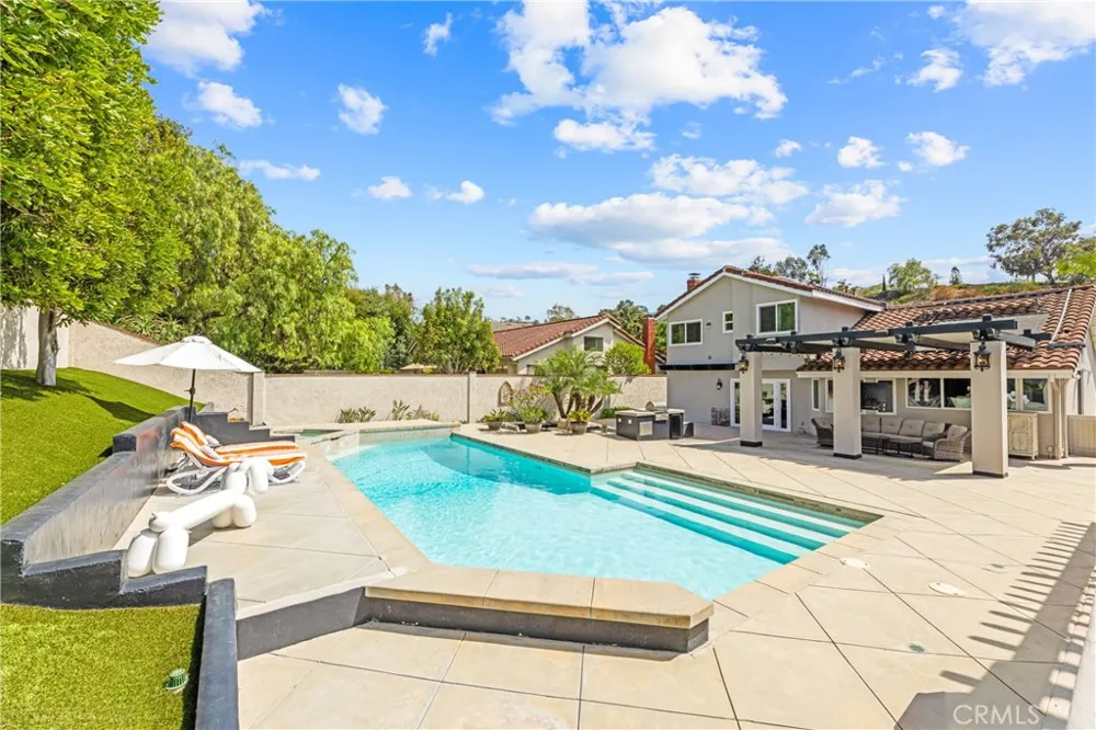 2925 Arroyo San Clemente, CA 92673