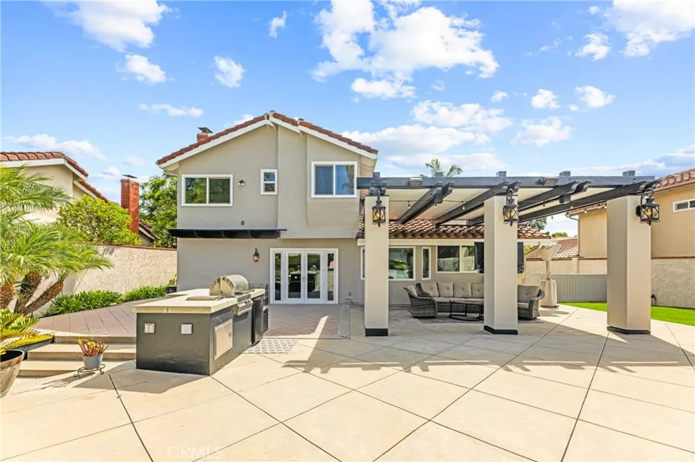 2925 Arroyo San Clemente, CA 92673