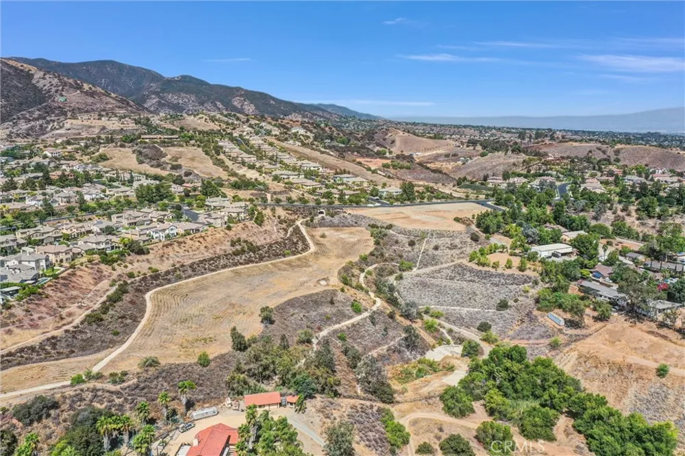 8311 Soft Winds Drive Corona, CA 92883