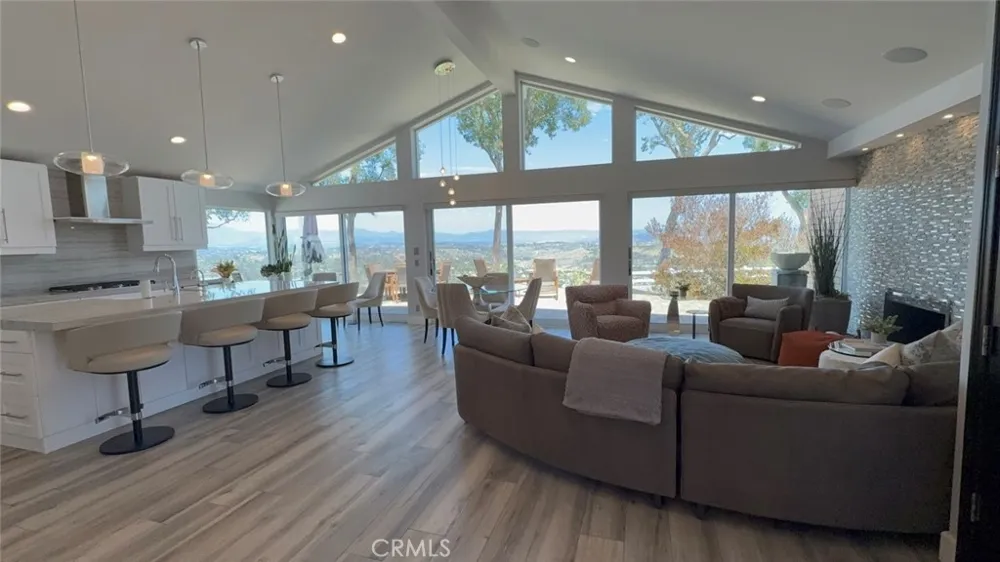 31574 Flying Cloud Laguna Niguel, CA 92677