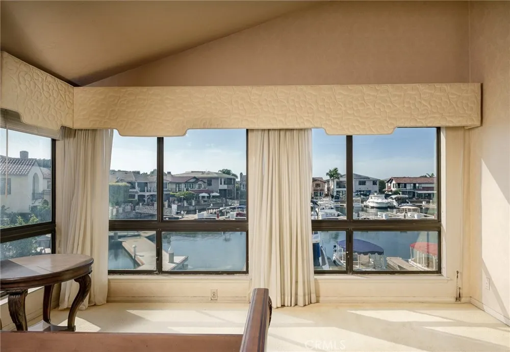 17052 Marina Bay Huntington Beach, CA 92646