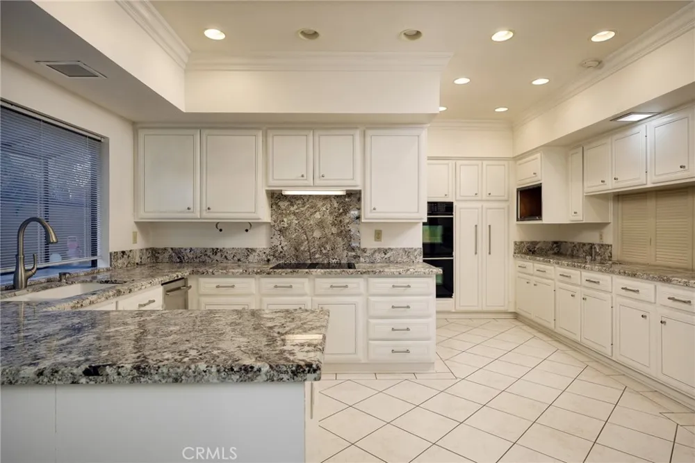 17052 Marina Bay Huntington Beach, CA 92646