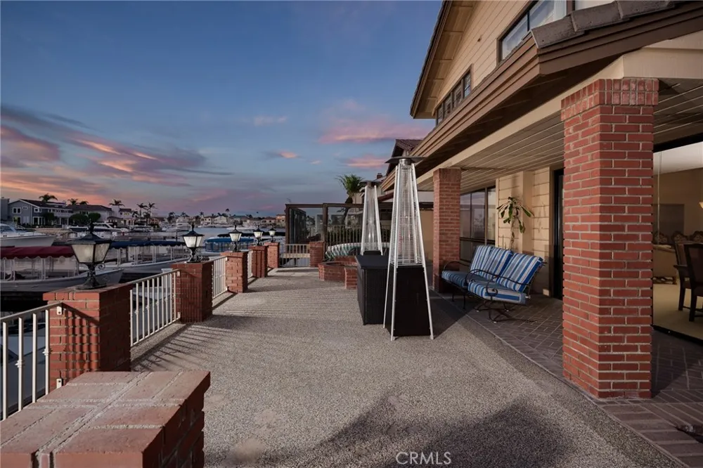 17052 Marina Bay Huntington Beach, CA 92646