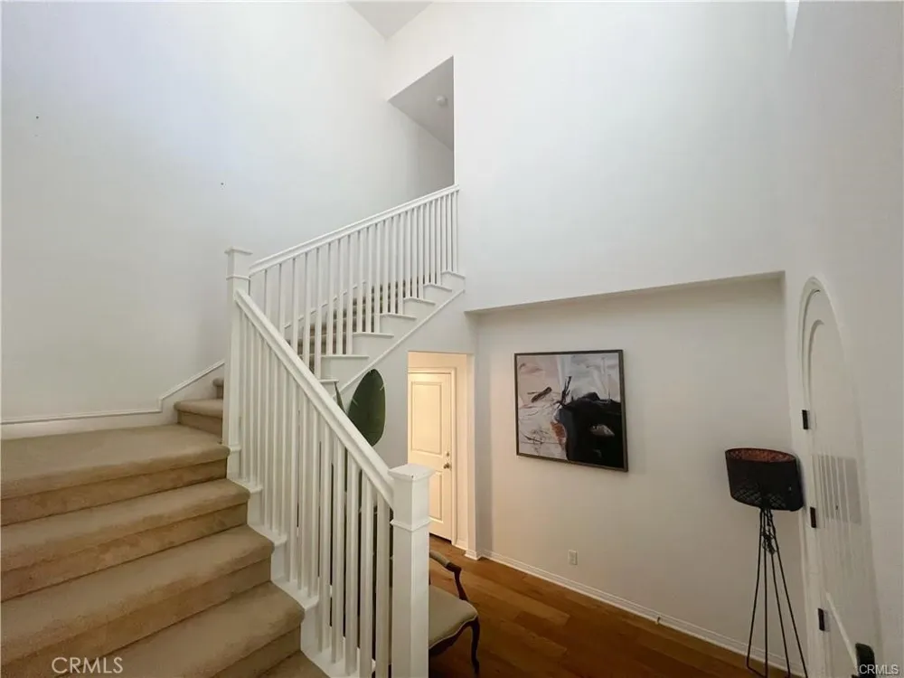 75 Brindisi Irvine, CA 92618