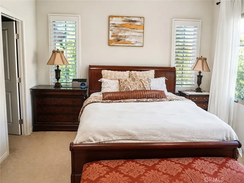 75 Brindisi Irvine, CA 92618