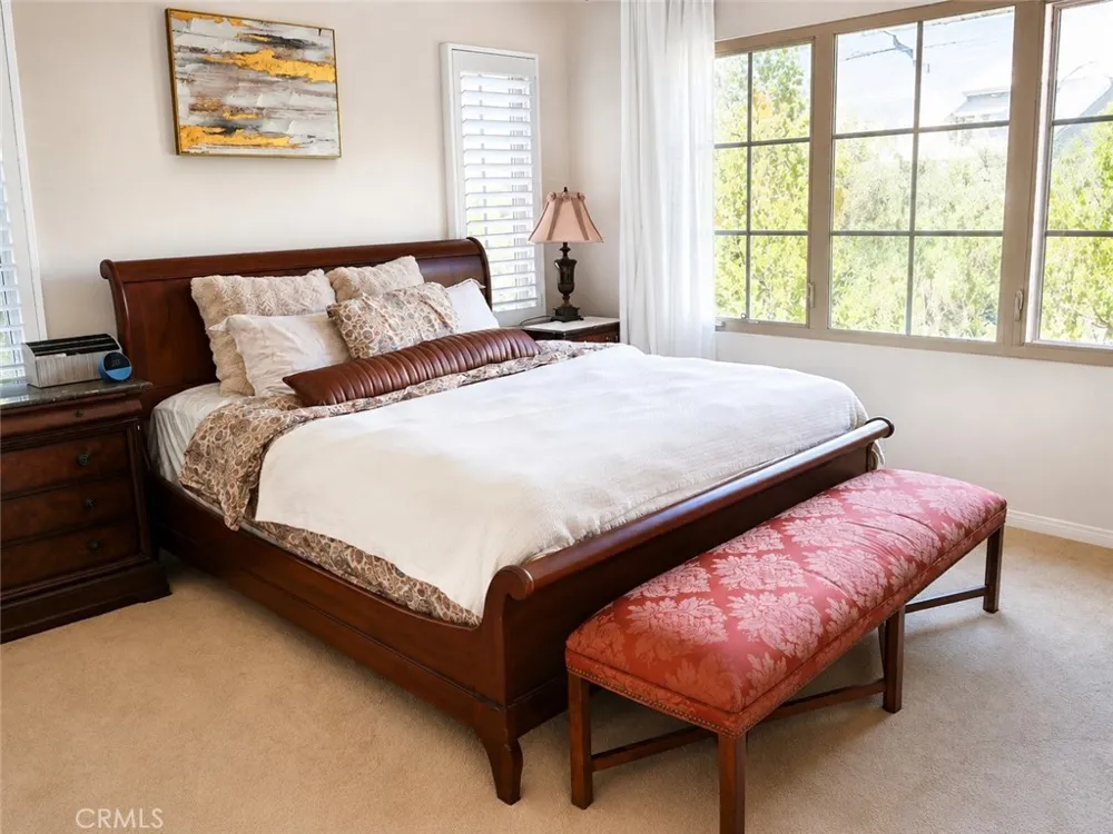 75 Brindisi Irvine, CA 92618