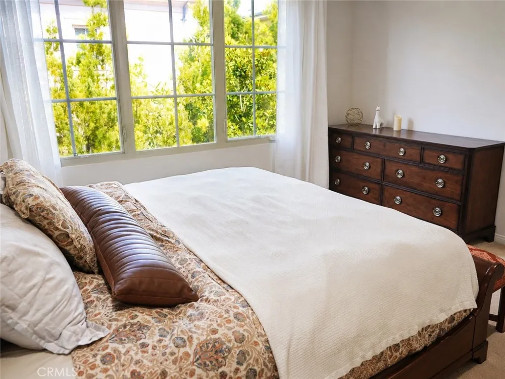 75 Brindisi Irvine, CA 92618