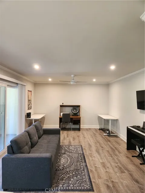 8515 Villa La Jolla #F