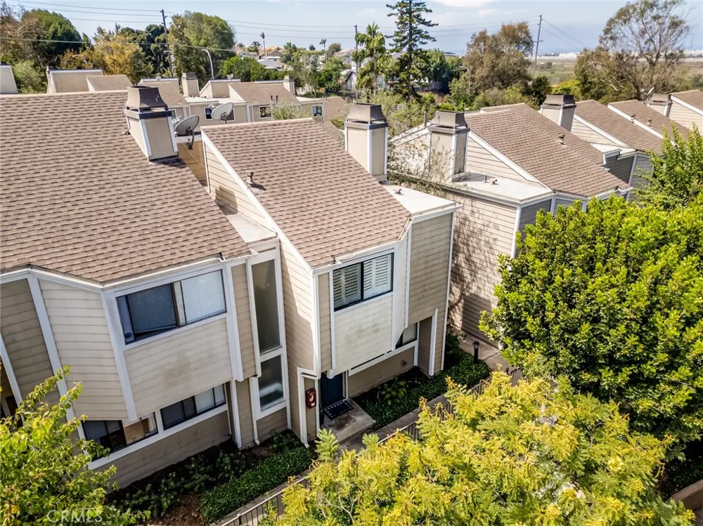 12 Latitude Court Newport Beach, CA 92663