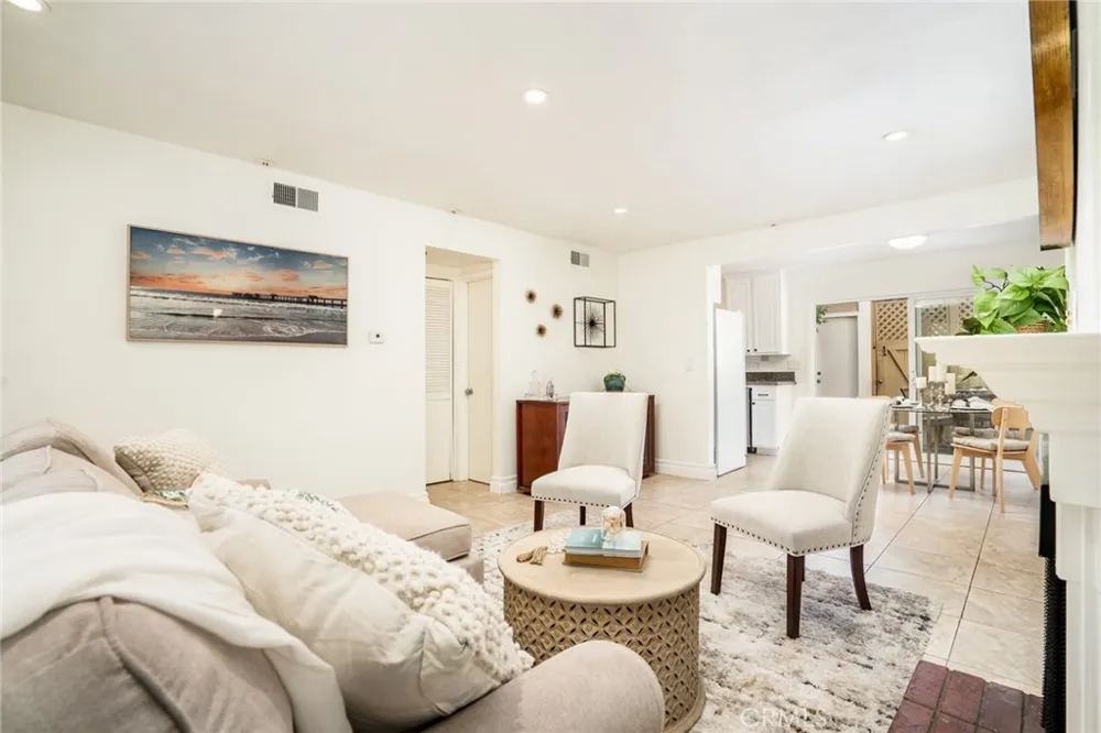 12 Latitude Court Newport Beach, CA 92663