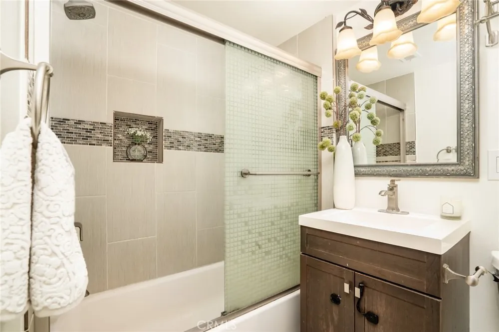 12 Latitude Court Newport Beach, CA 92663