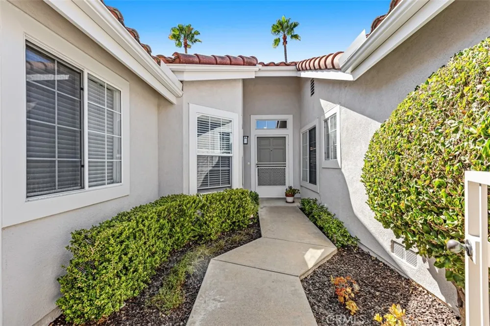 28931 San Solaire Mission Viejo, CA 92692