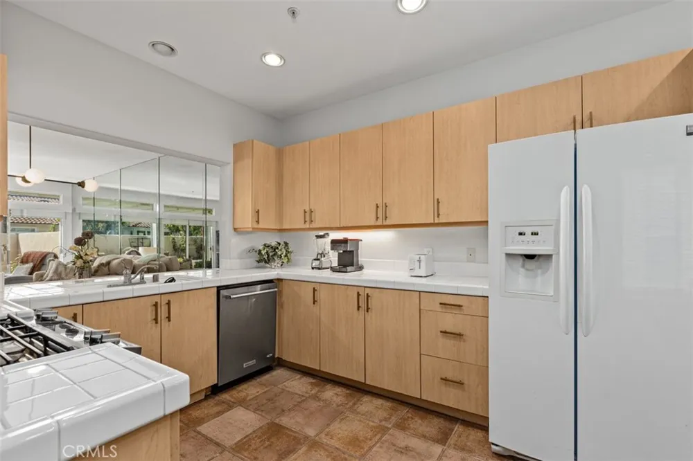 28931 San Solaire Mission Viejo, CA 92692