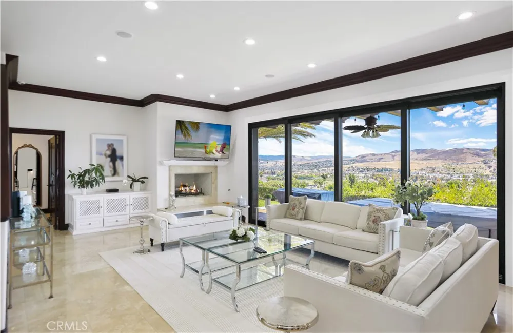 6 Riverstone Laguna Niguel, CA 92677