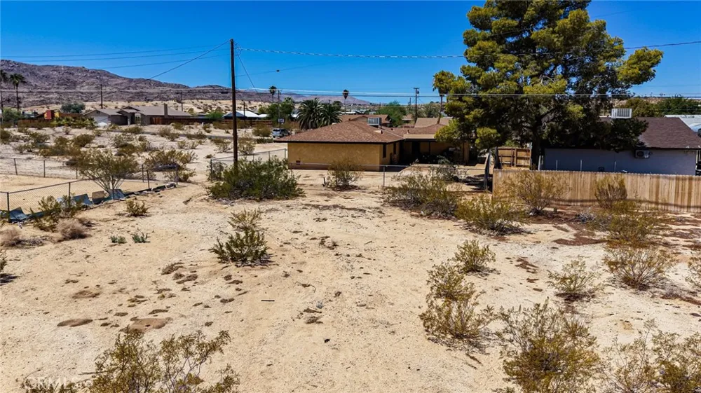 6246 Cahuilla Avenue 29 Palms, CA 92277