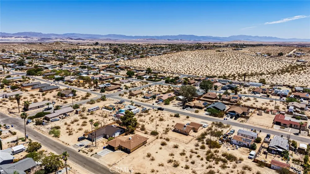 6246 Cahuilla Avenue 29 Palms, CA 92277