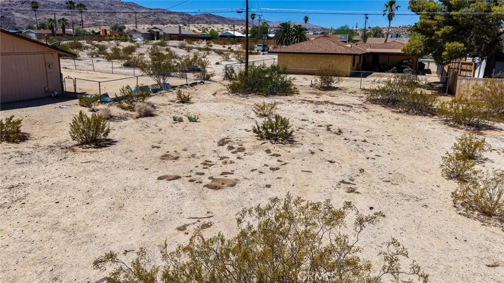 6246 Cahuilla Avenue 29 Palms, CA 92277