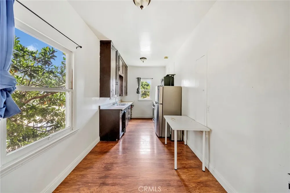 10706 Ohio Los Angeles, CA 90024