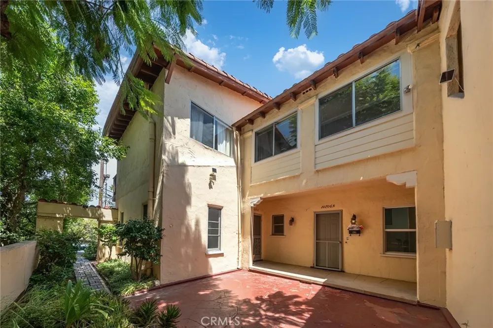 10706 Ohio Los Angeles, CA 90024