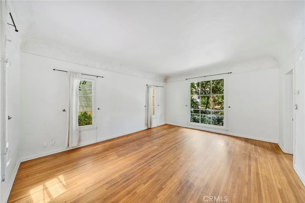 10706 Ohio Los Angeles, CA 90024