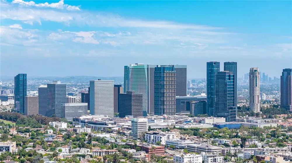 10706 Ohio Los Angeles, CA 90024