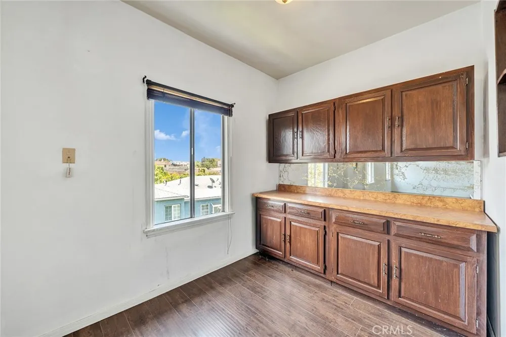 10706 Ohio Los Angeles, CA 90024