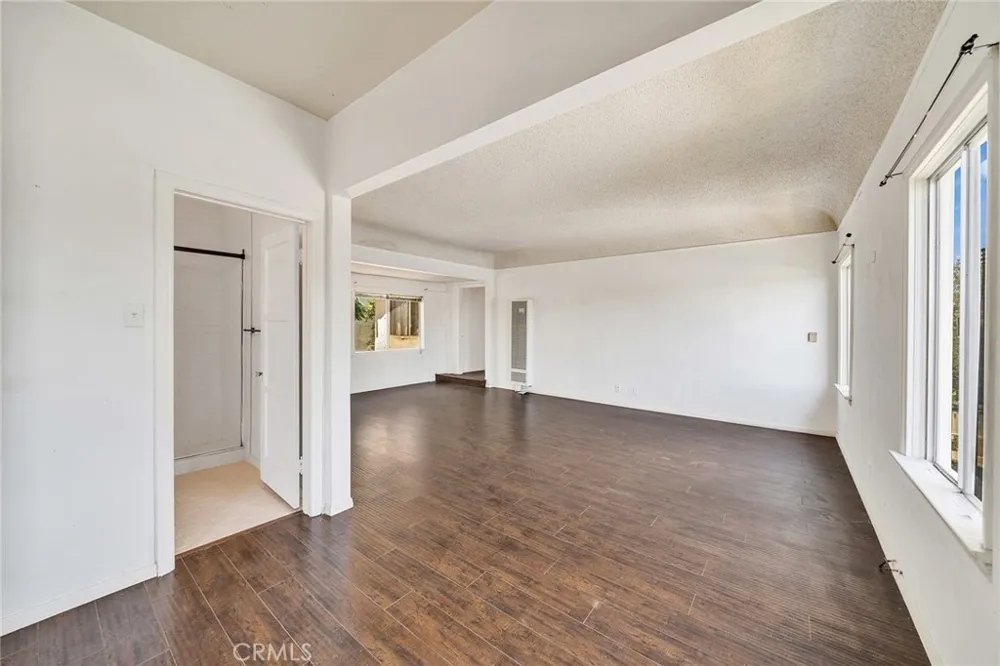 10706 Ohio Los Angeles, CA 90024