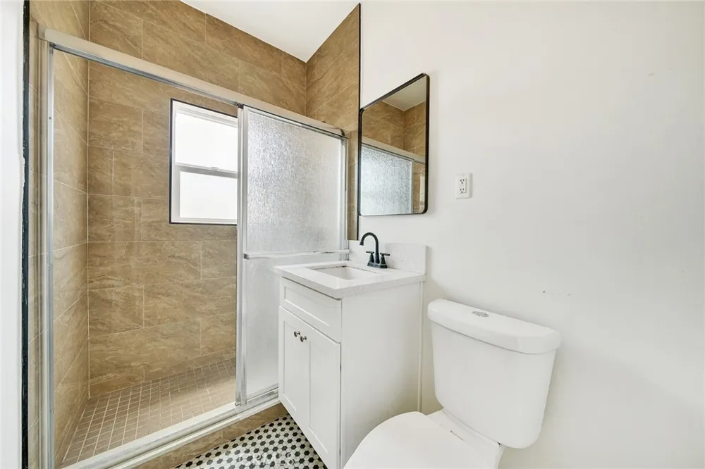10706 Ohio Los Angeles, CA 90024