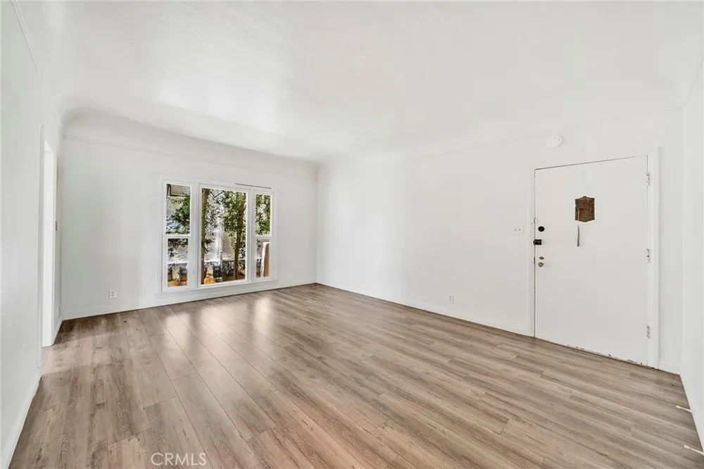 10706 Ohio Los Angeles, CA 90024
