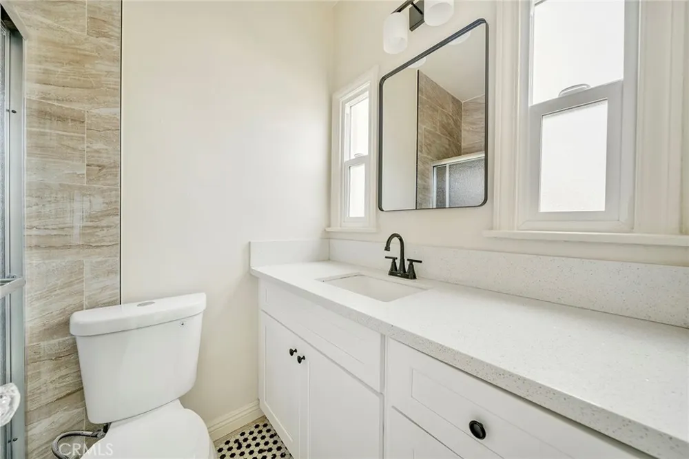 10706 Ohio Los Angeles, CA 90024