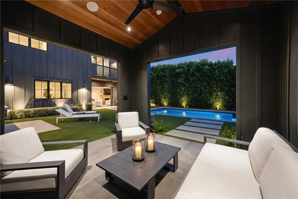 4158 Farmdale Studio City, CA 91604
