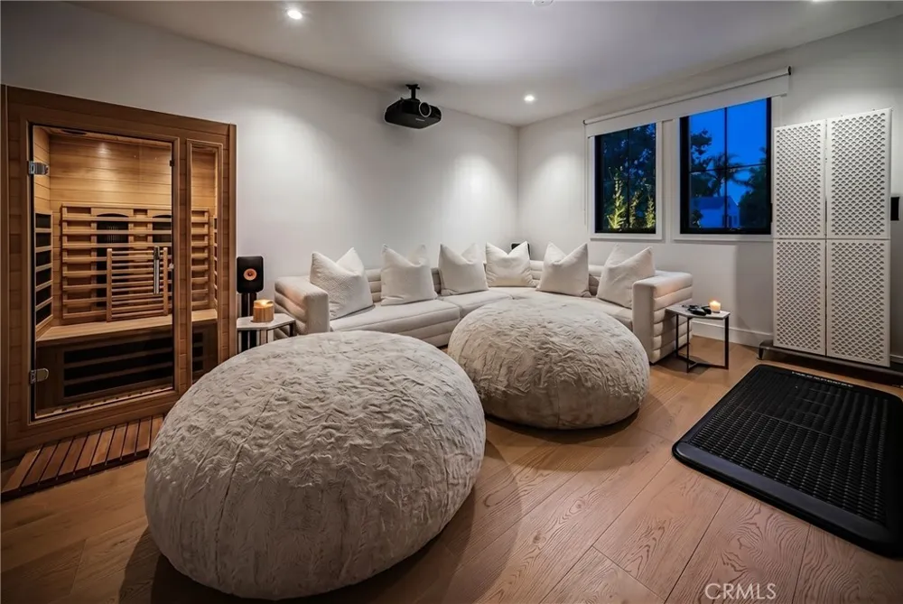 4158 Farmdale Studio City, CA 91604