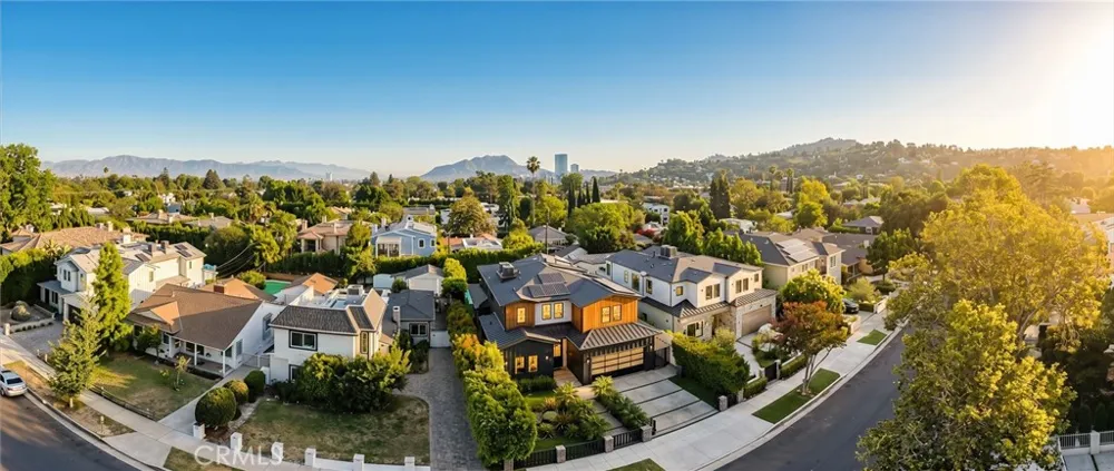 4158 Farmdale Studio City, CA 91604