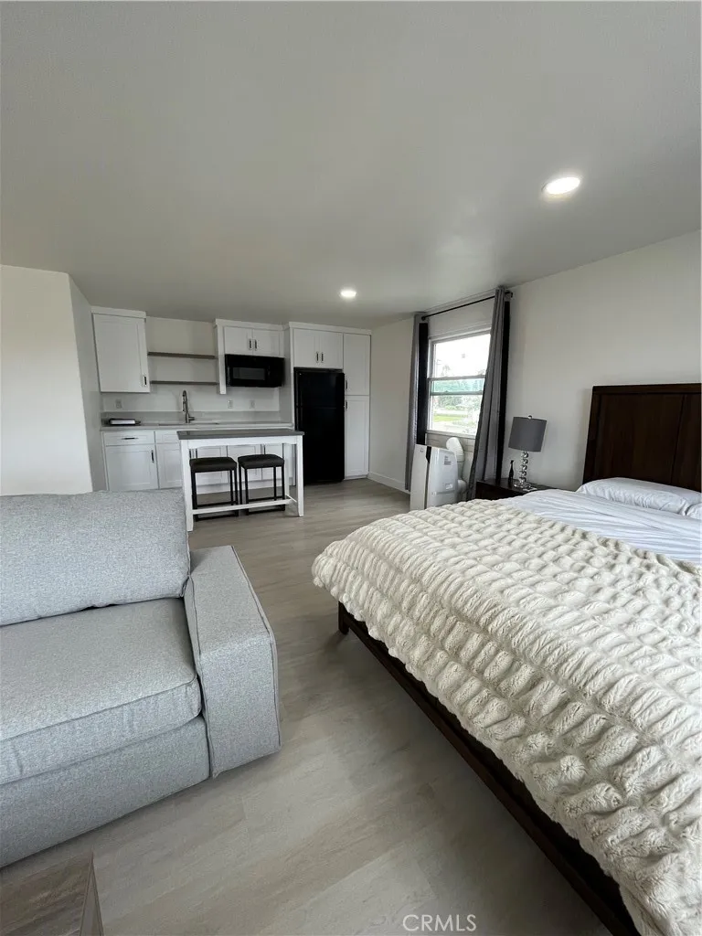 9441 El Blanco Fountain Valley, CA 92708