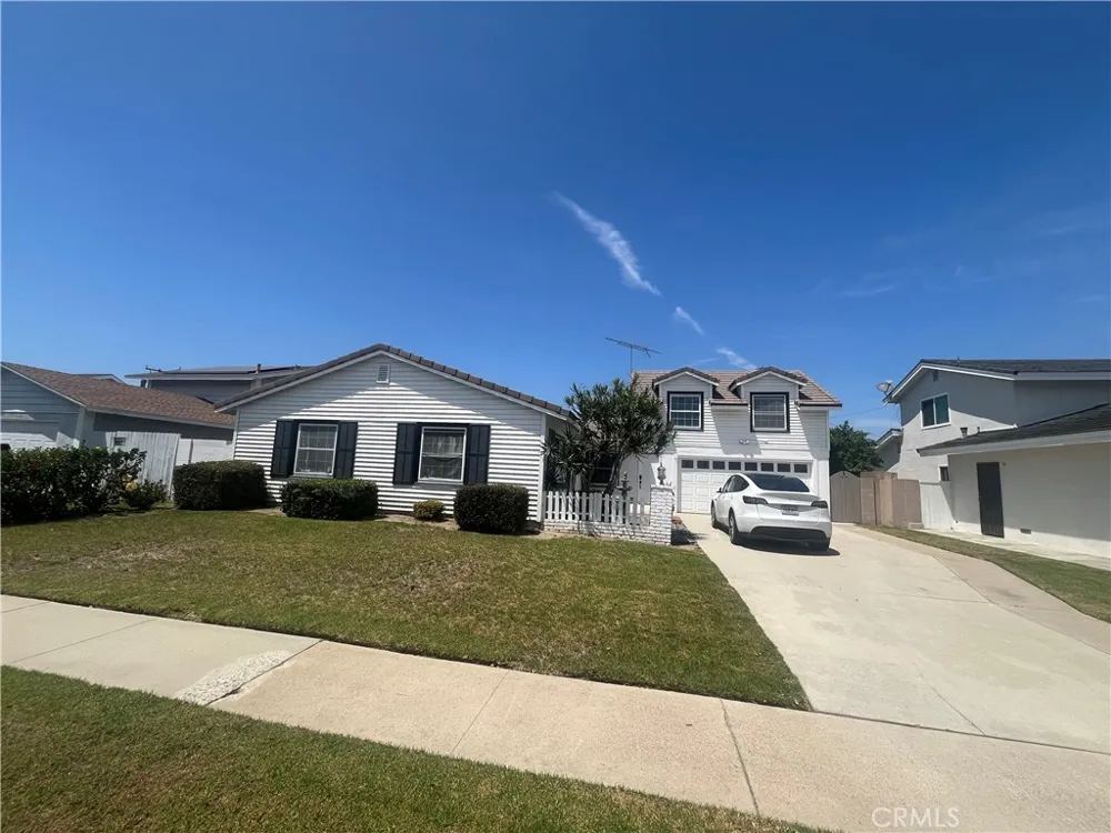 9441 El Blanco Fountain Valley, CA 92708