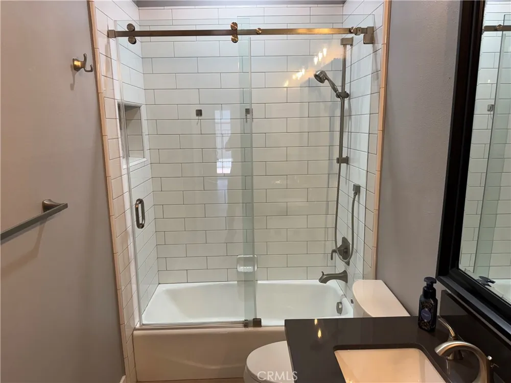 4762 Tiara #102 Huntington Beach, CA 92649