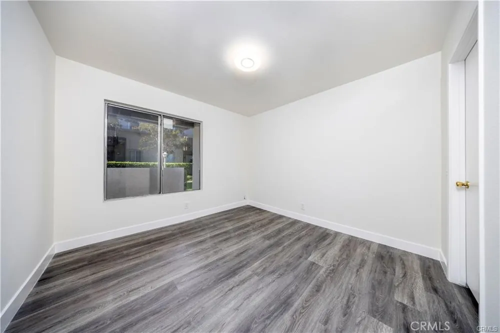 84 Clearbrook #37 Irvine, CA 92614